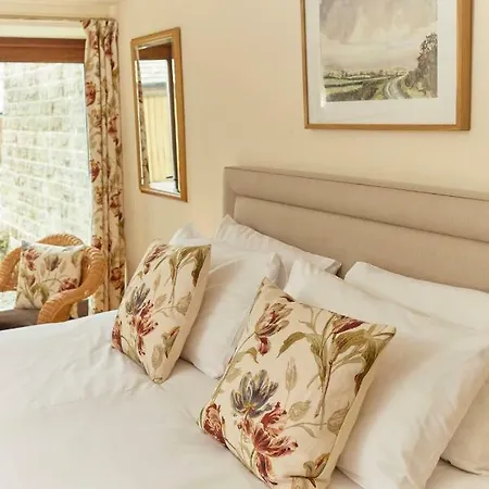 بيت للعطل Dallow Hall Barns *