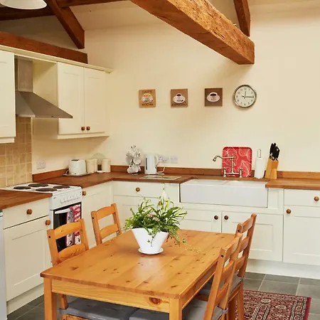 Dallow Hall Barns بيت للعطل