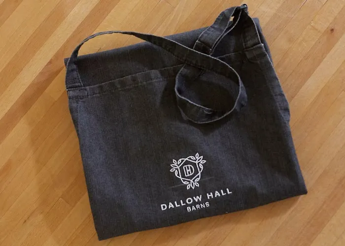 Dallow Hall Barns Holiday home Grantley