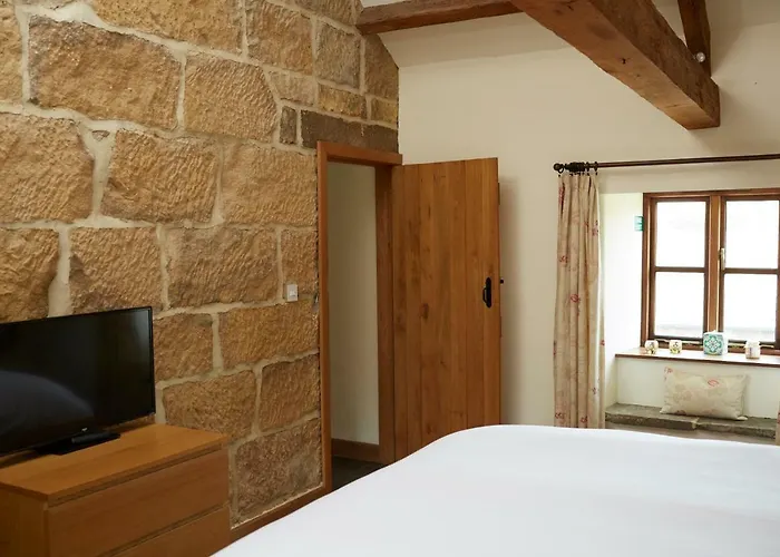 Dallow Hall Barns Holiday home Grantley